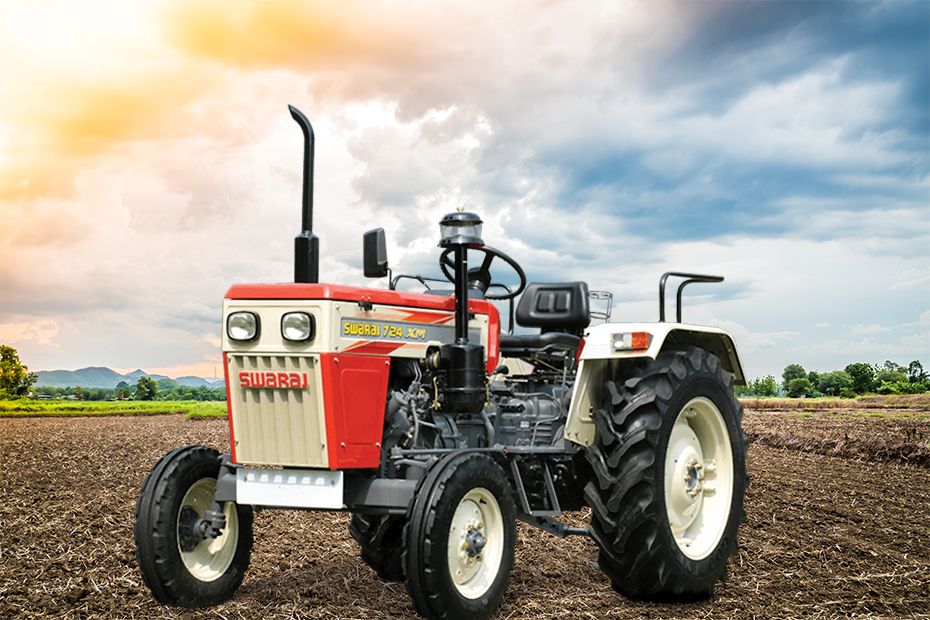 Swaraj 724 XM Front Left Side