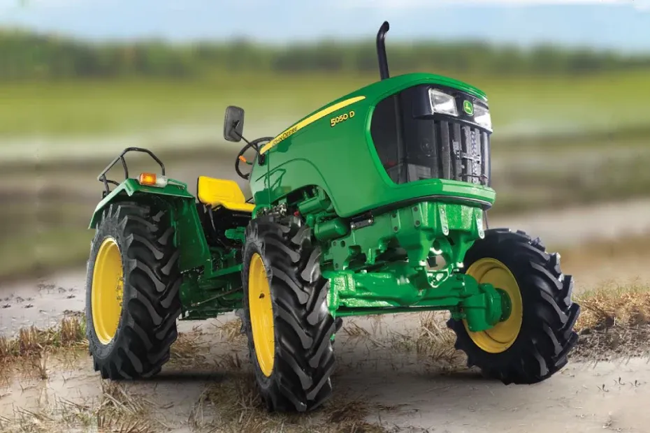 John Deere 5050D 4WD Right Front Three Quarter